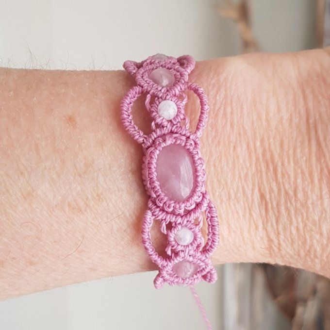 Bracelet Amour et sérénité composé de quartz rose et pierre de lune